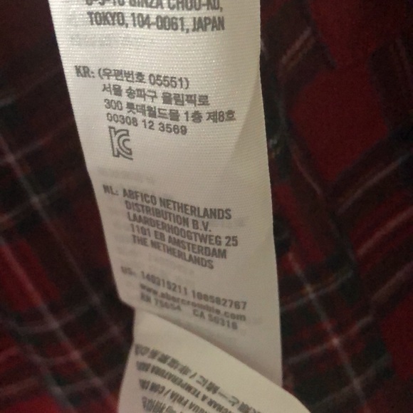 Abercrombie and Fitch women’s cozy plaid flannel button down shirt NWT - Picture 2 of 3